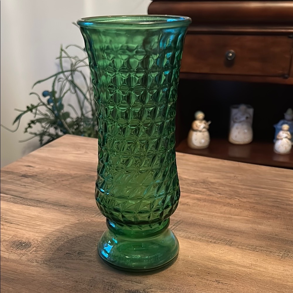 Vintage EO Brody Glass Co of Cleveland Ohio Green Vase Diamond Pattern